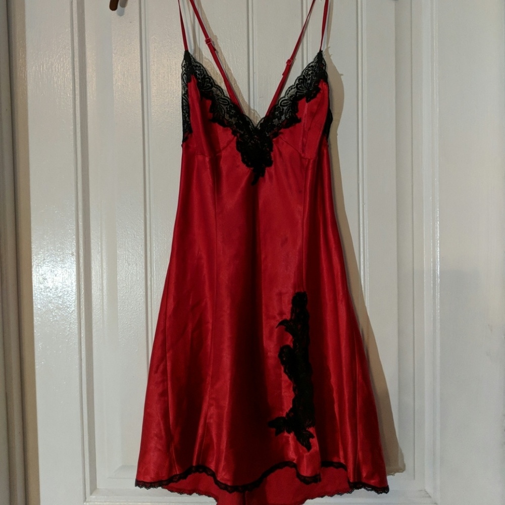 Red slip